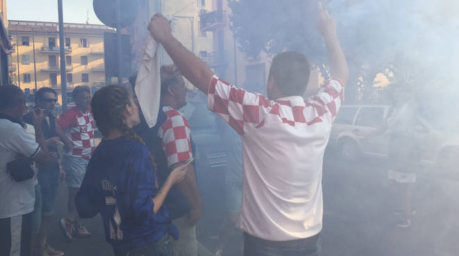 La festa dei tifosi croati a Piacenza