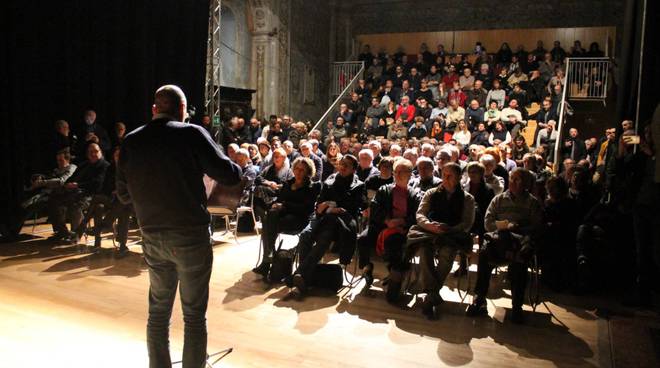 Nicola Zingaretti al Teatro Gioia