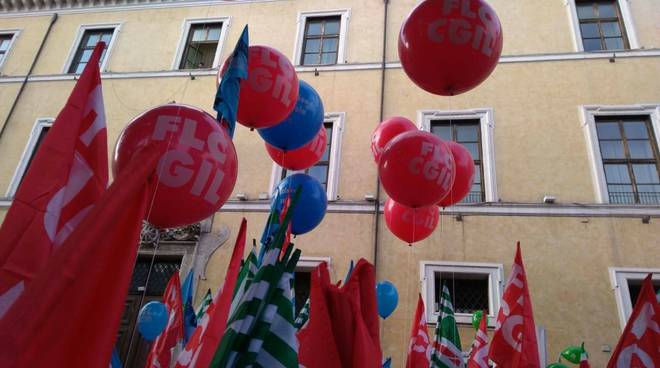 La manifestazione dei sindacati a Roma