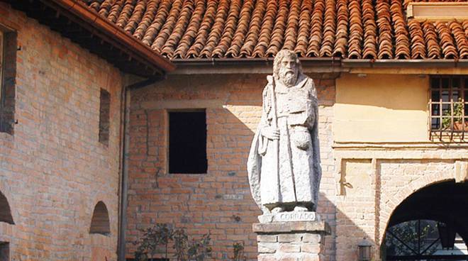 Statua di San Corrado Confalonieri