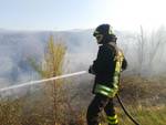 incendio di bosco a Sariano