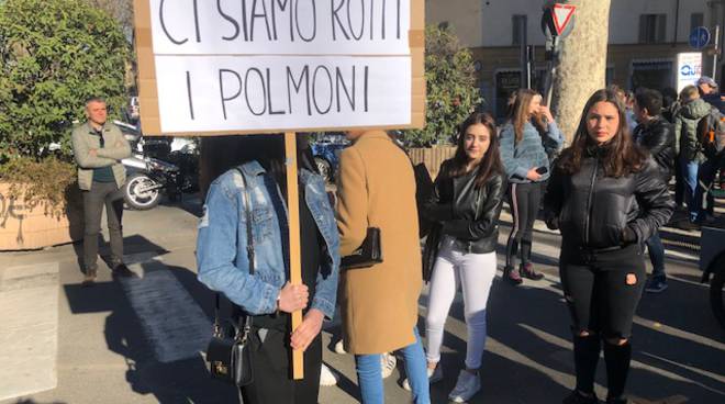 La marcia per il clima "Fridays for Future"