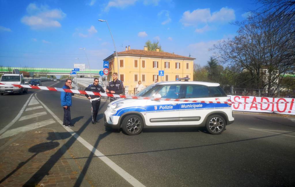 ponte sul Po chiuso Polizia Municipale