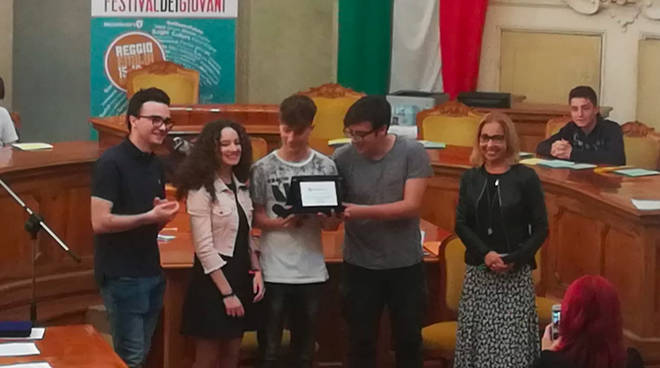 Il premio alla redazione dell'Eco di Giulia