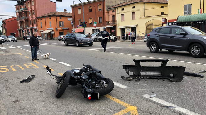 Scontro auto e moto a Pontenure