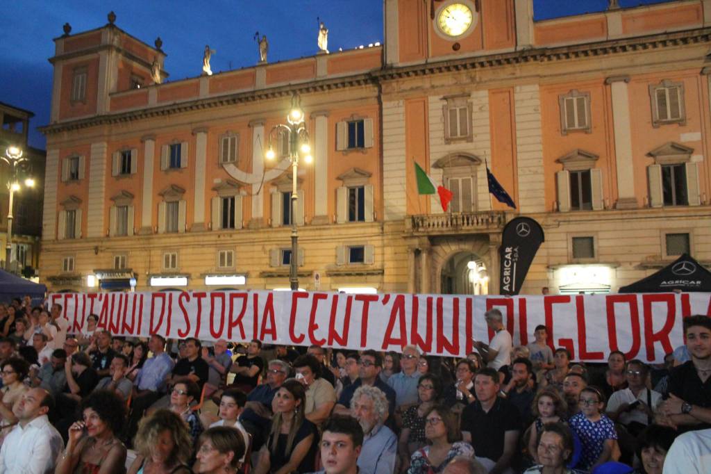 Serata di sport in piazza Cavalli