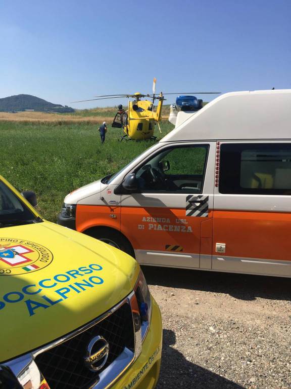 Soccorso Alpino in azione sulla Pietra Parcellara