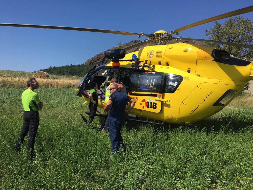 Soccorso Alpino in azione sulla Pietra Parcellara