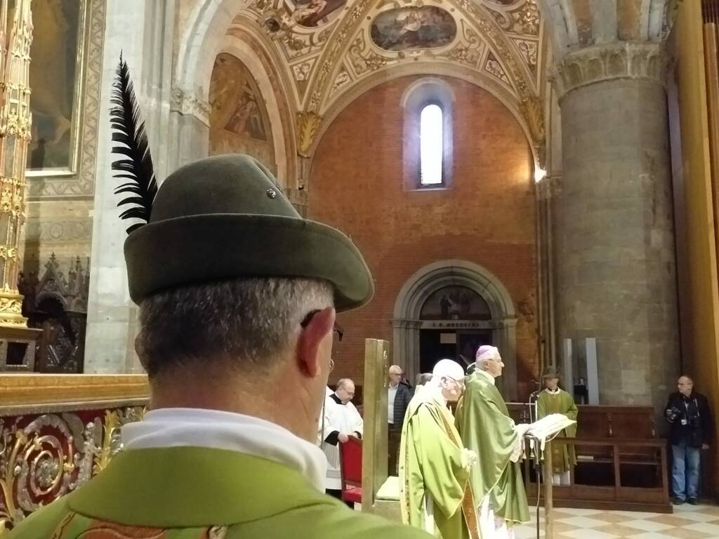 Raduno degli Alpini, la messa col vescovo in Duomo