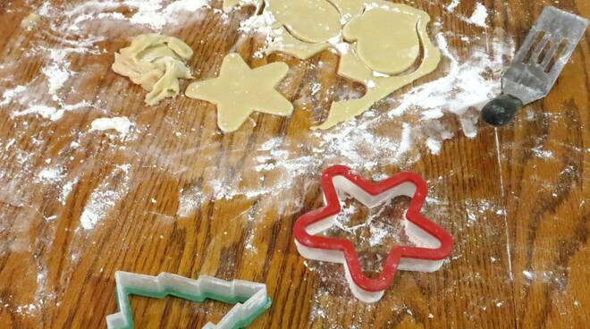 Biscotti Delle Feste Di Natale.Dolci Mercoledi Delle Feste Un Albero Di Natale Tutto Da Gustare Piacenzasera It