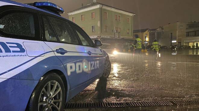 Notte di controlli con Polstrada e Croce Rossa