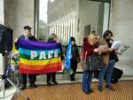 Sit in per la pace in piazza cavalli