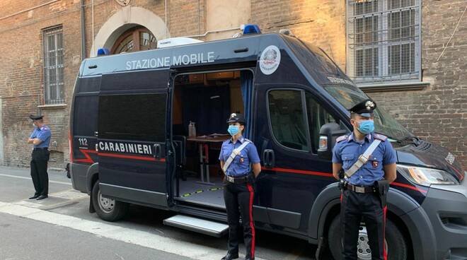 stazione mobile dei carabinieri