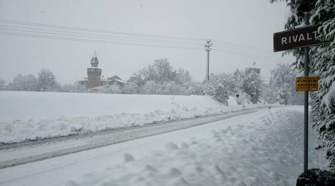 Risveglio in bianco con la neve