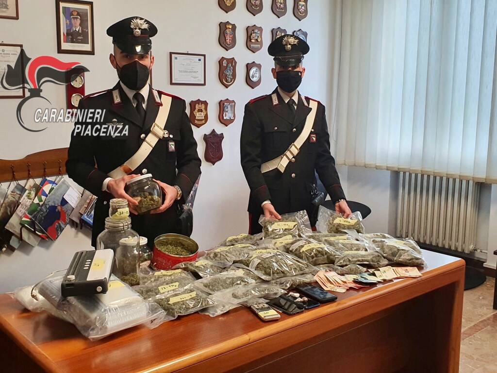 carabinieri droga Chiavenna Landi