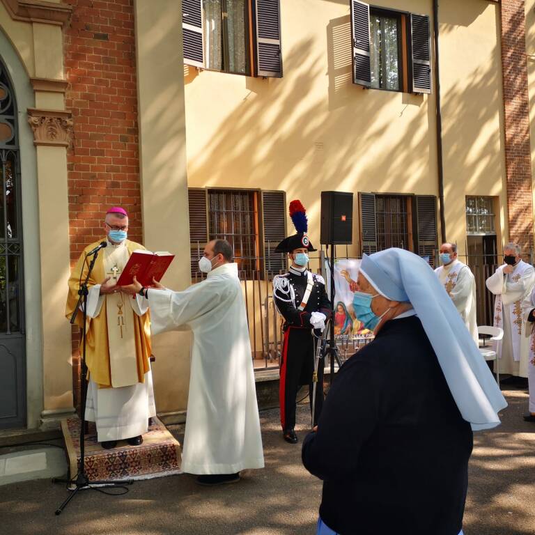 I cento anni delle suore di Monsignor Torta