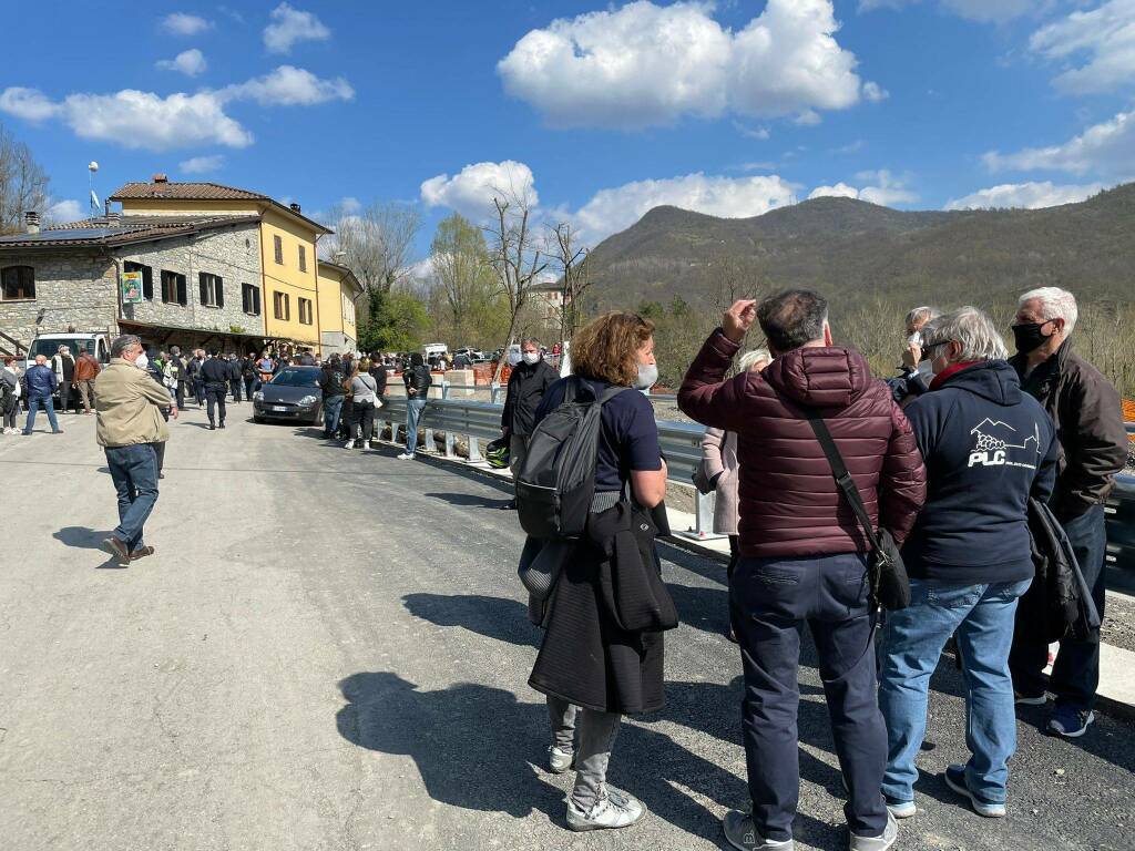 manifestazione Ponte Lenzino