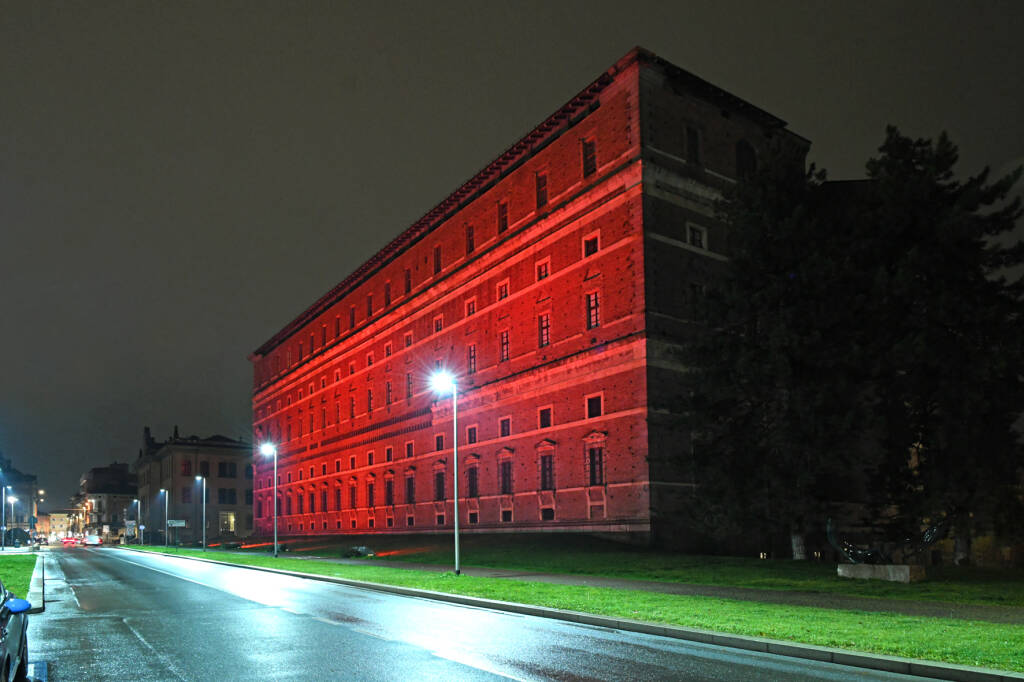 Palazzo Farnese rosso