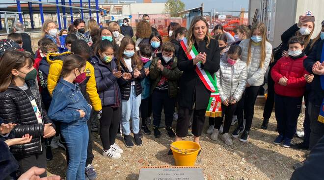 Posa prima pietra piscina comunale Rottofreno