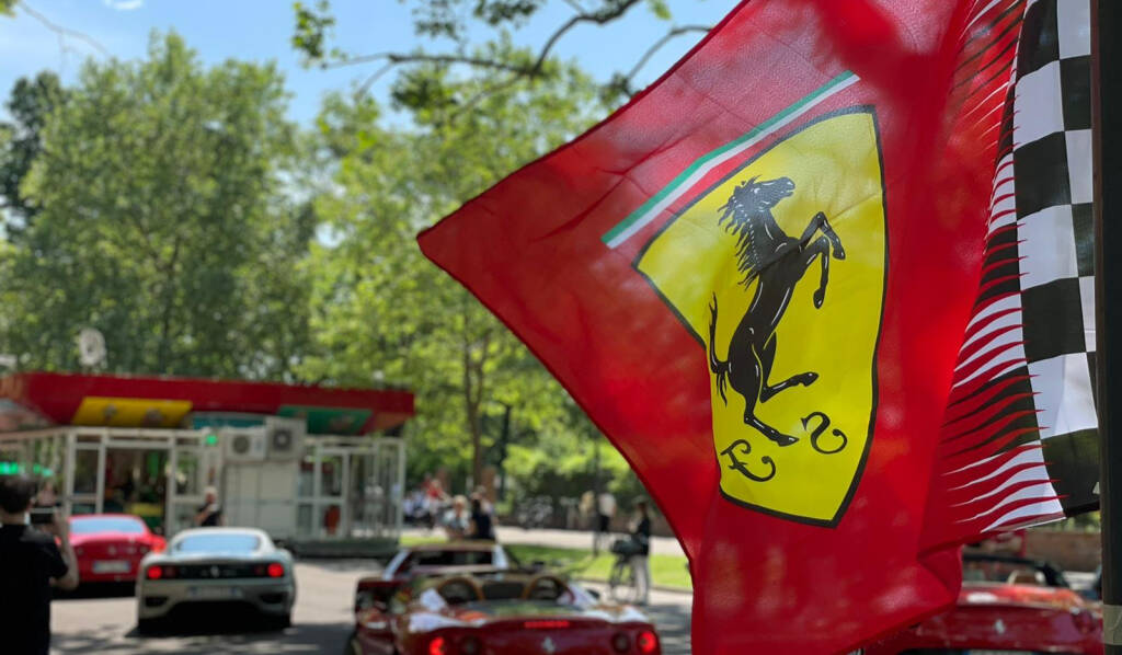 75 anni di Ferrari, parata di "Rosse" sul Pubblico Passeggio 