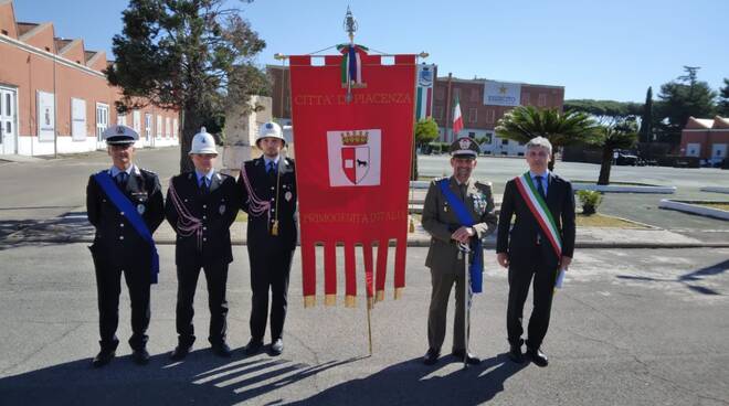 Anniversario della battaglia degli altipiani - Gonfalone di Piacenza