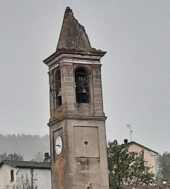 Chiesa Leggio colpita da un fulmine