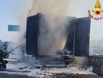 Camion in fiamme A1