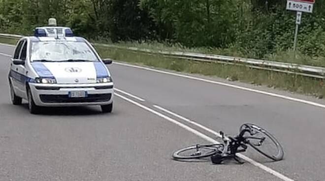Incidente a Carmiano ciclista
