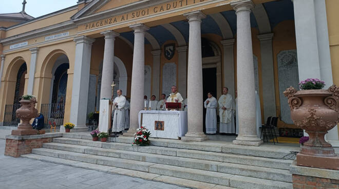 Commemorazione defunti al cimitero