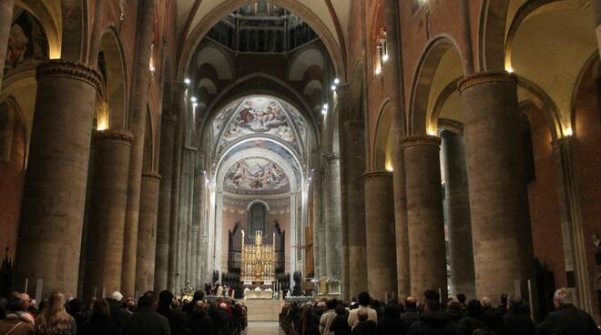 La messa di Natale in Cattedrale col vescovo Adriano