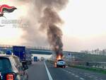 Auto in fiamme Alseno