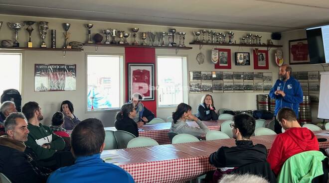 Il Piacenza Rugby promuove L’INCLUSIONE e i VALORI SPORTIVI attraverso il FLAG RUGBY