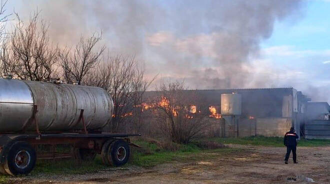 Incendio cascinale Castel San Giovanni