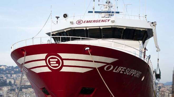 La nave Life Support di Emergency (foto da emergency.it)