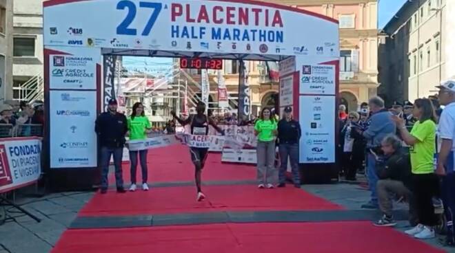 27^ Placentia Half Marathon - Kangogo primo